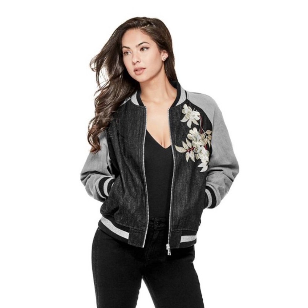GUESS Beautiful feminine embroidery bomber jacket